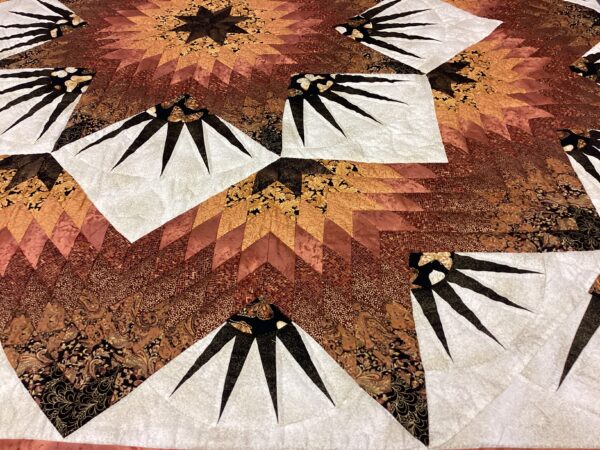 Star of Beauty King Size Hand-Stitched Quilt - Image 3